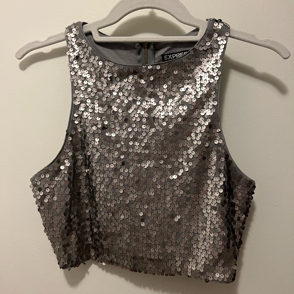 Sequence crop top